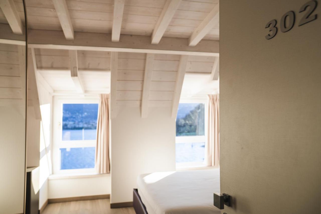 Luxury Suites Rocopom - Lake Front Malgrate Bagian luar foto