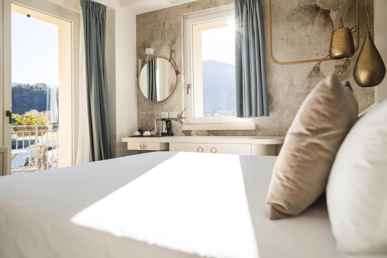 Luxury Suites Rocopom - Lake Front Malgrate Bagian luar foto
